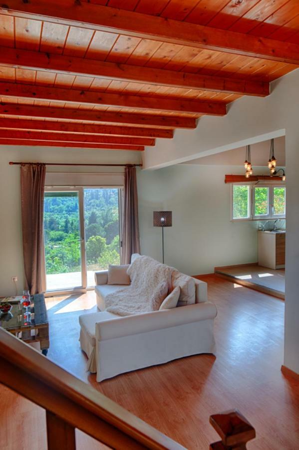 Modern Eco Friendly Villa Close To Town Pelekas Exterior photo